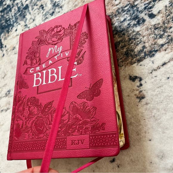 My Creative Bible KJV Journaling Bible - Picture 11 of 12